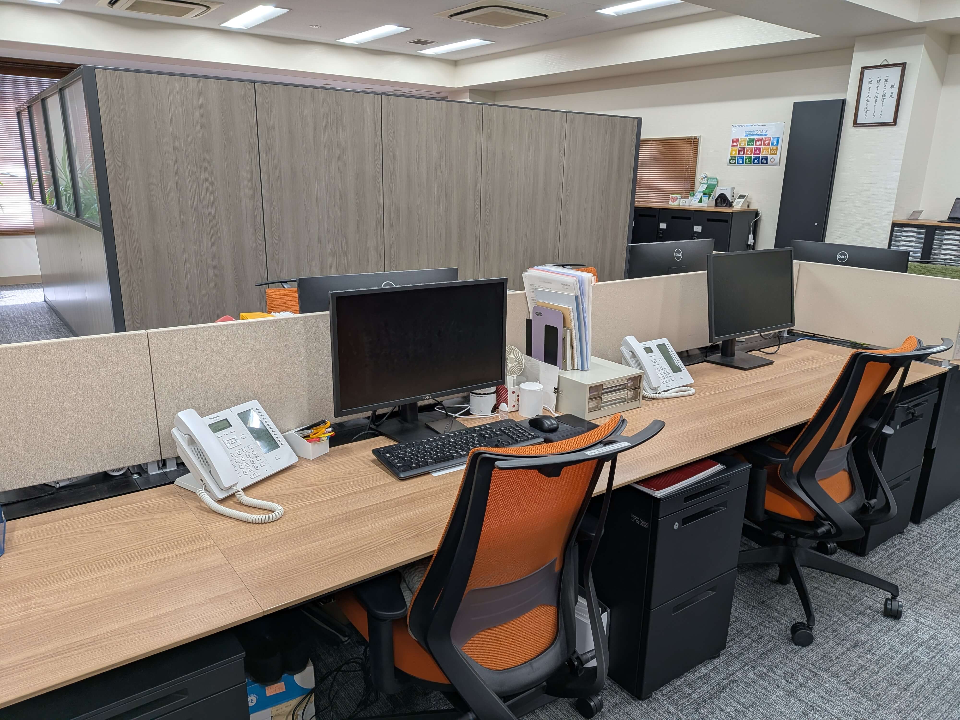 本社6F